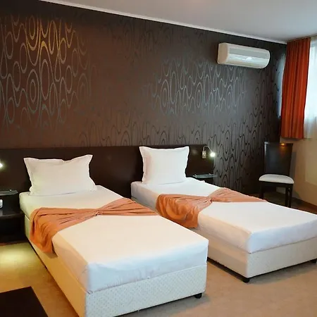 Riverside Family 3* Yambol