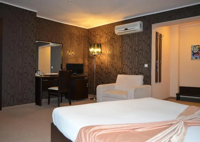 Hotel Riverside Family 3*