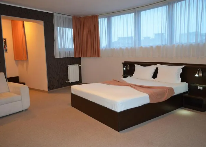 Hotel Riverside Family 3*